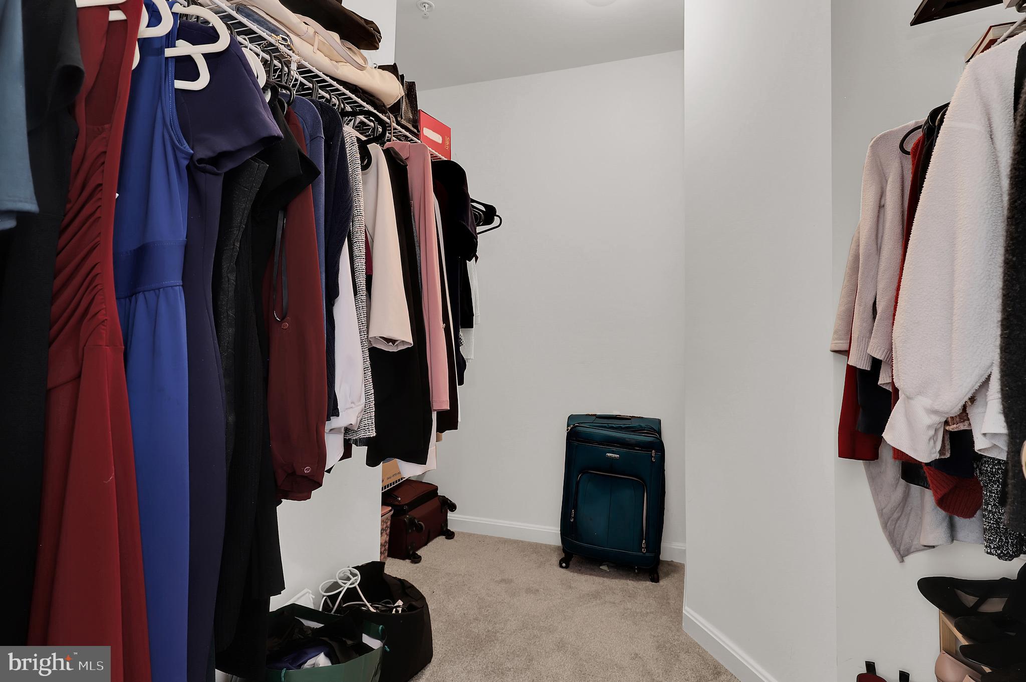 VILLAGES OF URBANA - Residential