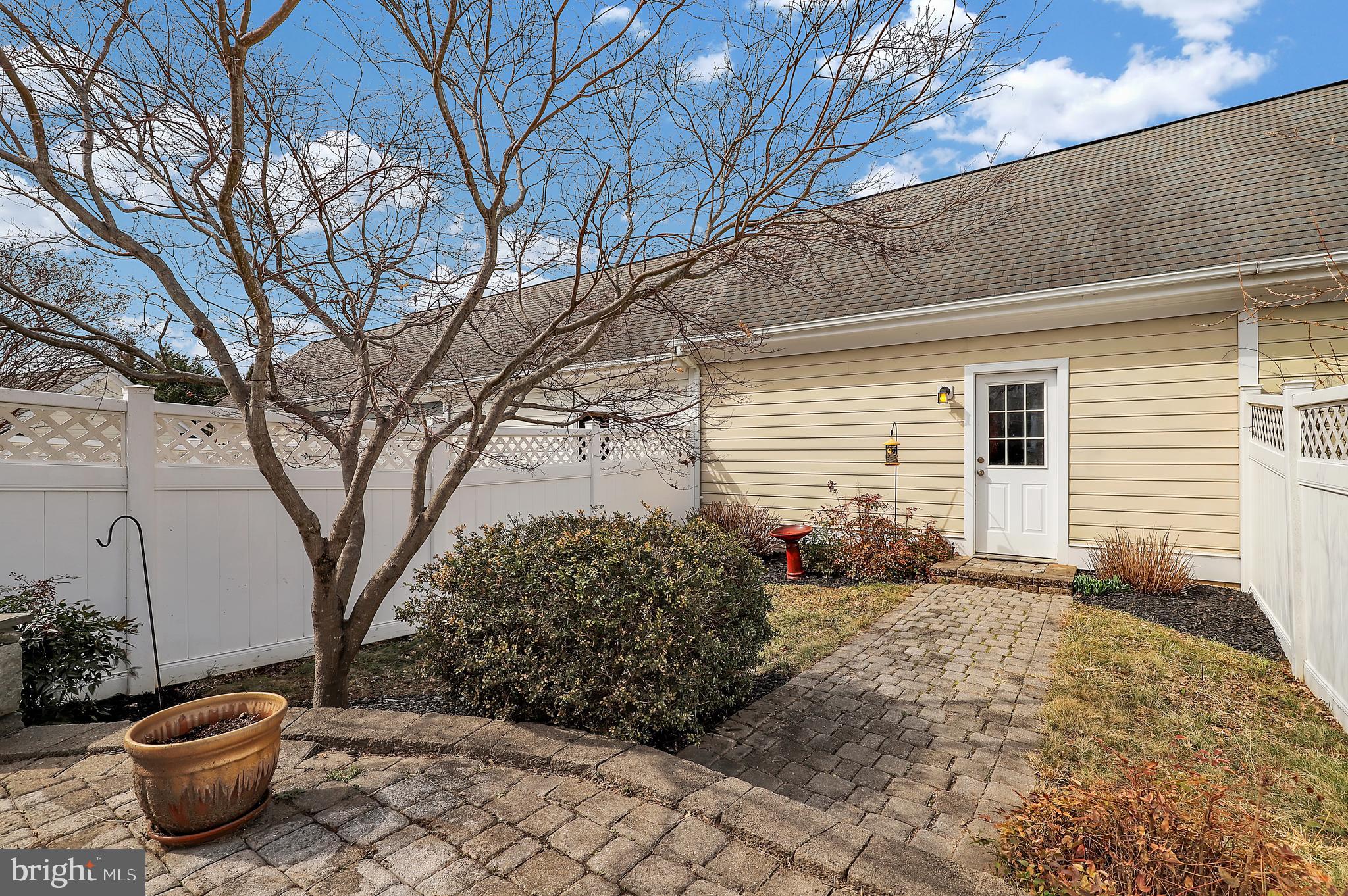 VILLAGES OF URBANA - Residential