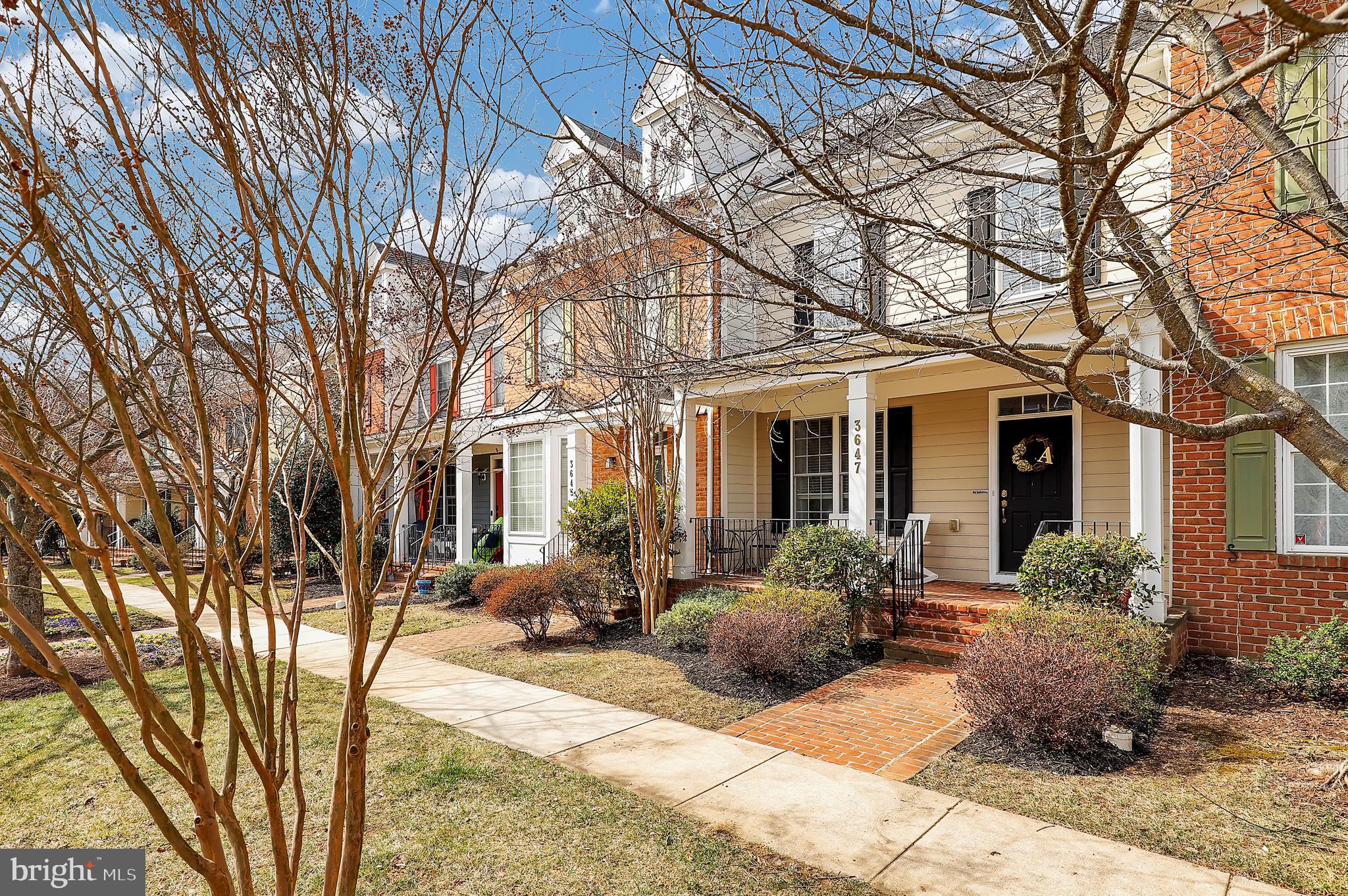 VILLAGES OF URBANA - Residential