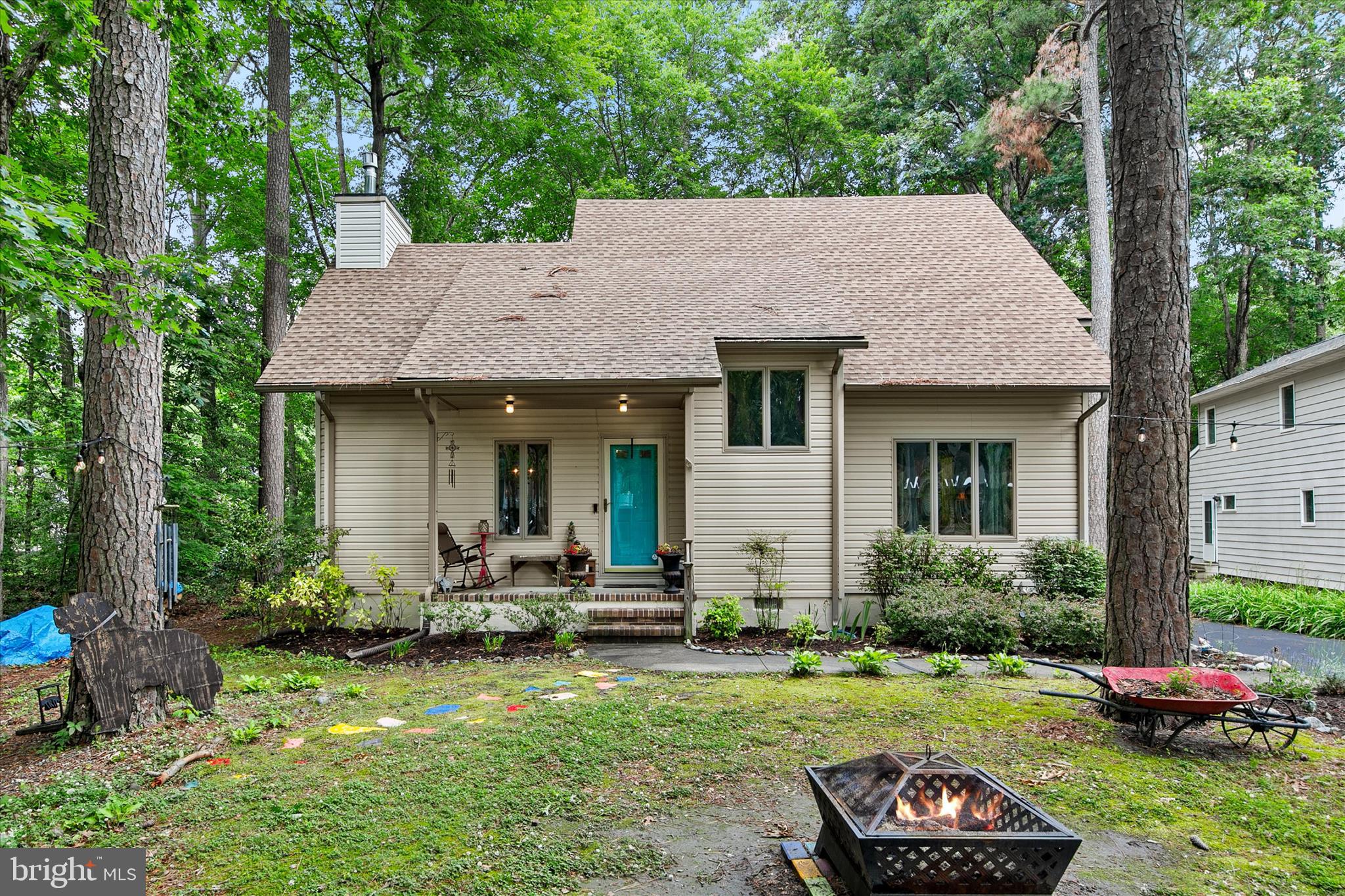 17 MOONRAKER ROAD