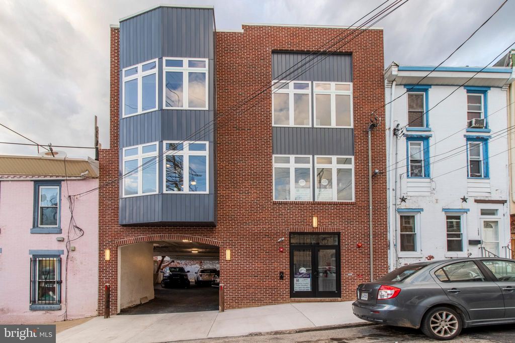 Photo of 124 - 28 Levering Street #2B, PHILADELPHIA, PA 19127 (MLS # PAPH2578896)