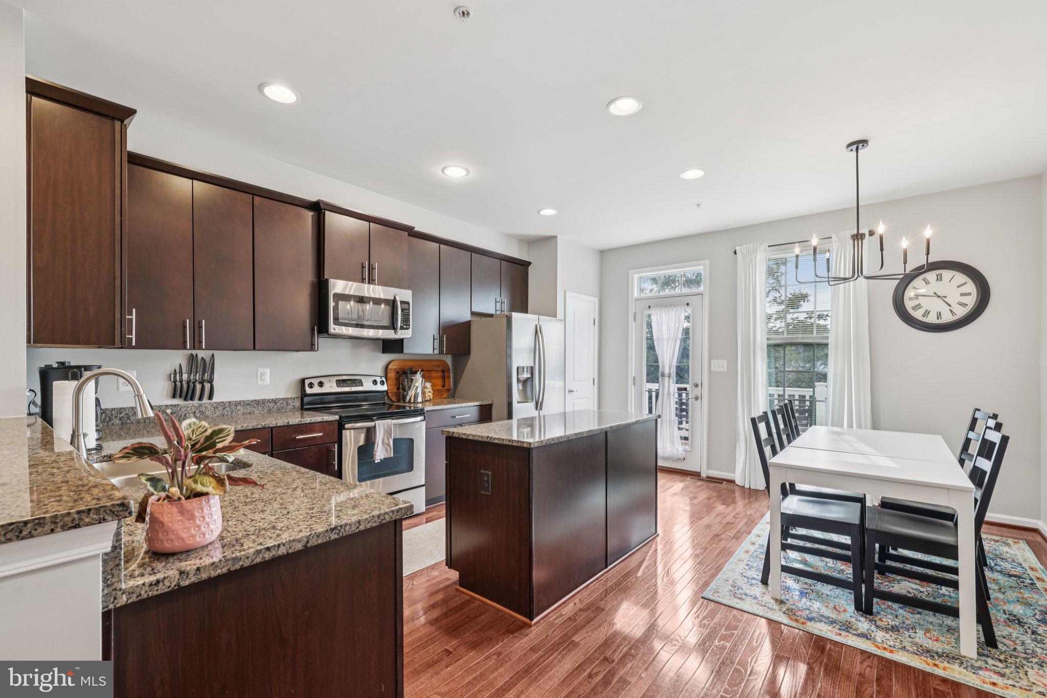 O'DONNELL SQUARE - Residential