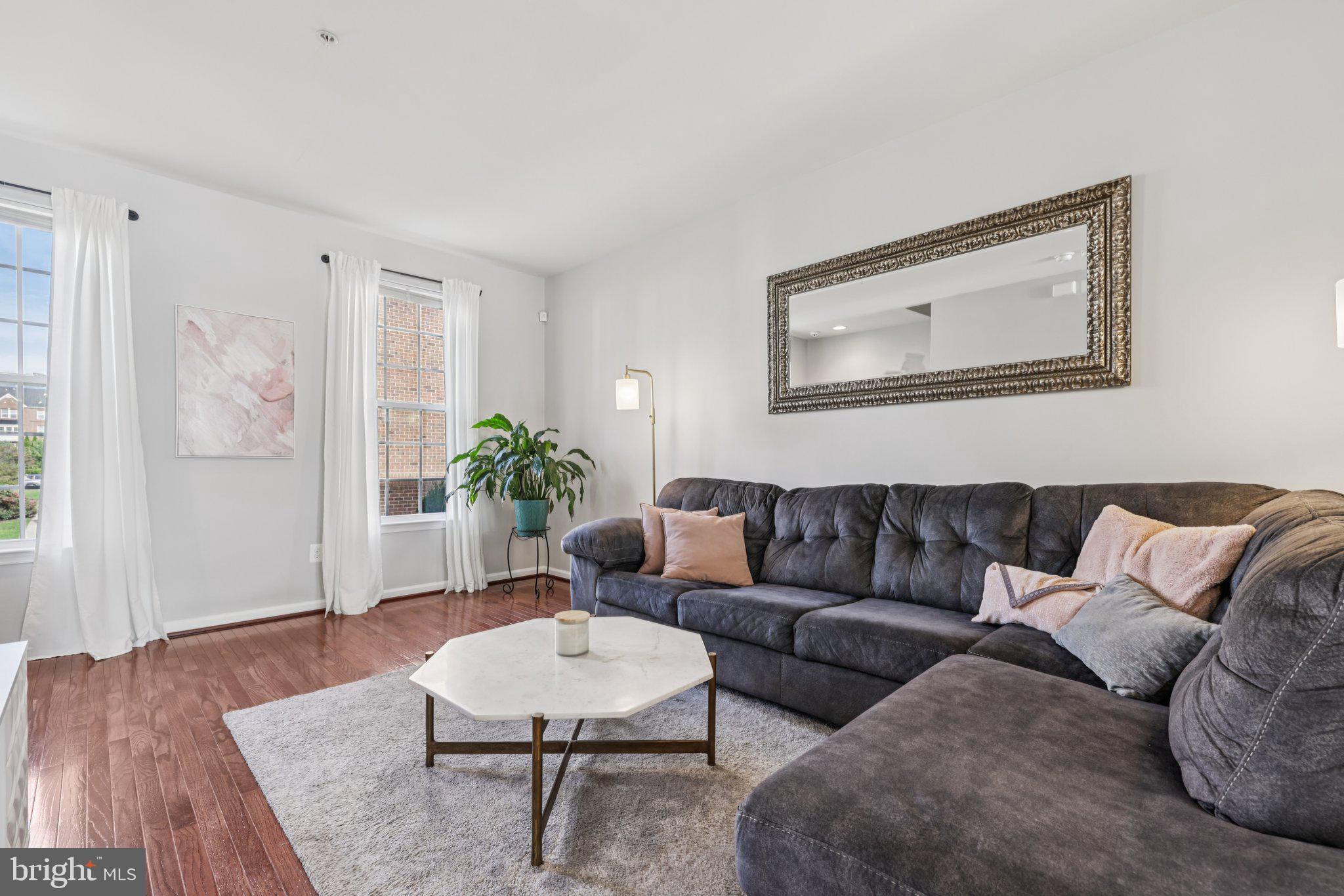 O'DONNELL SQUARE - Residential