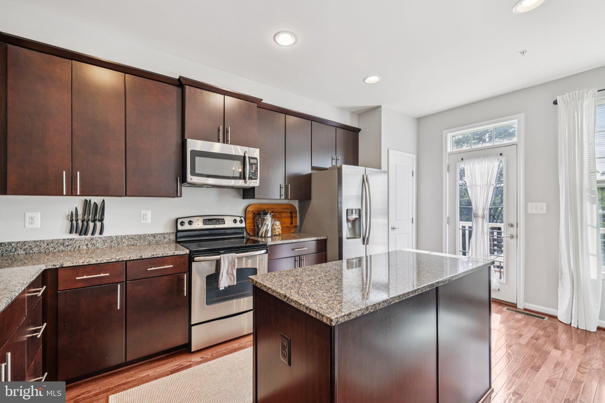 O'DONNELL SQUARE - Residential