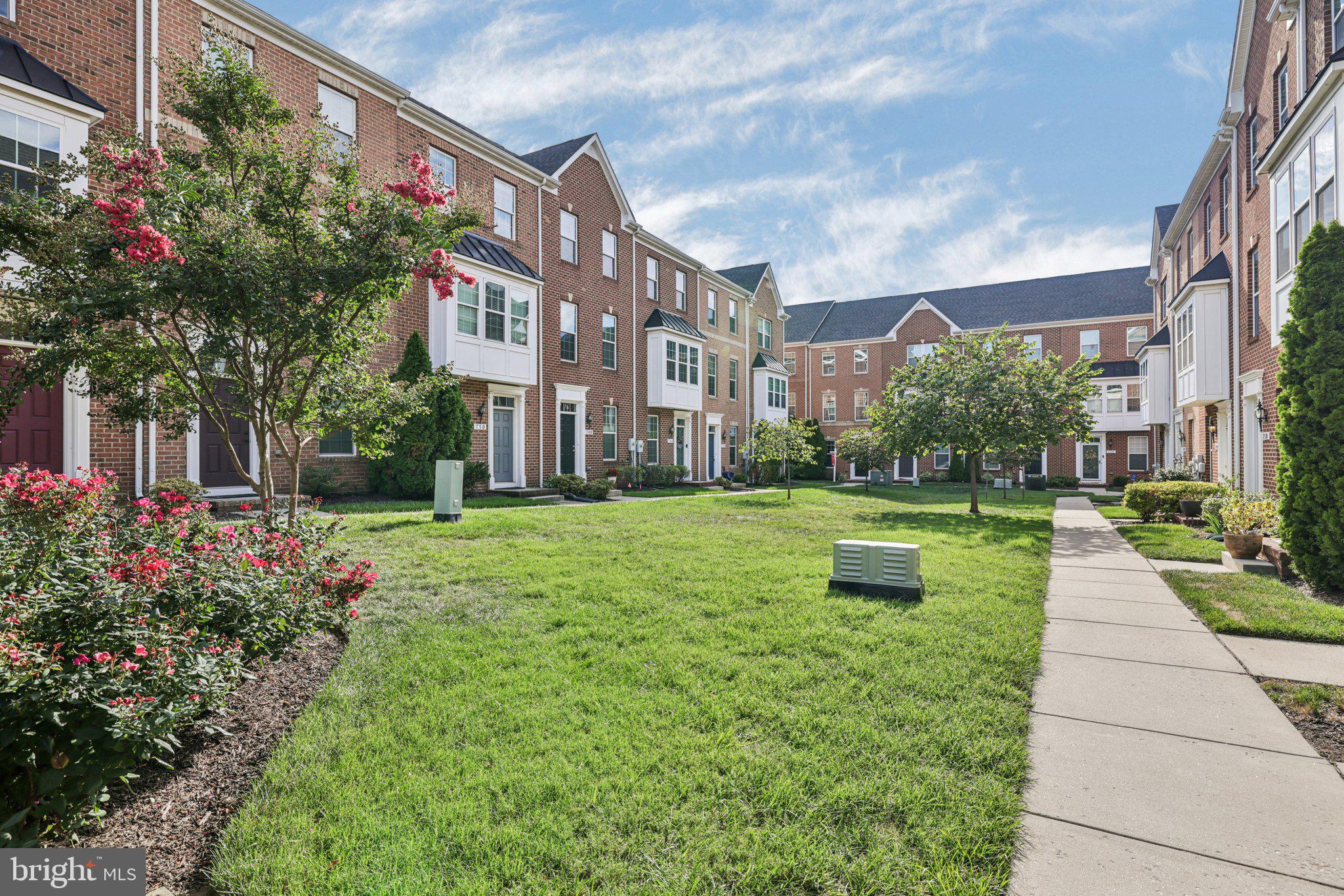 O'DONNELL SQUARE - Residential