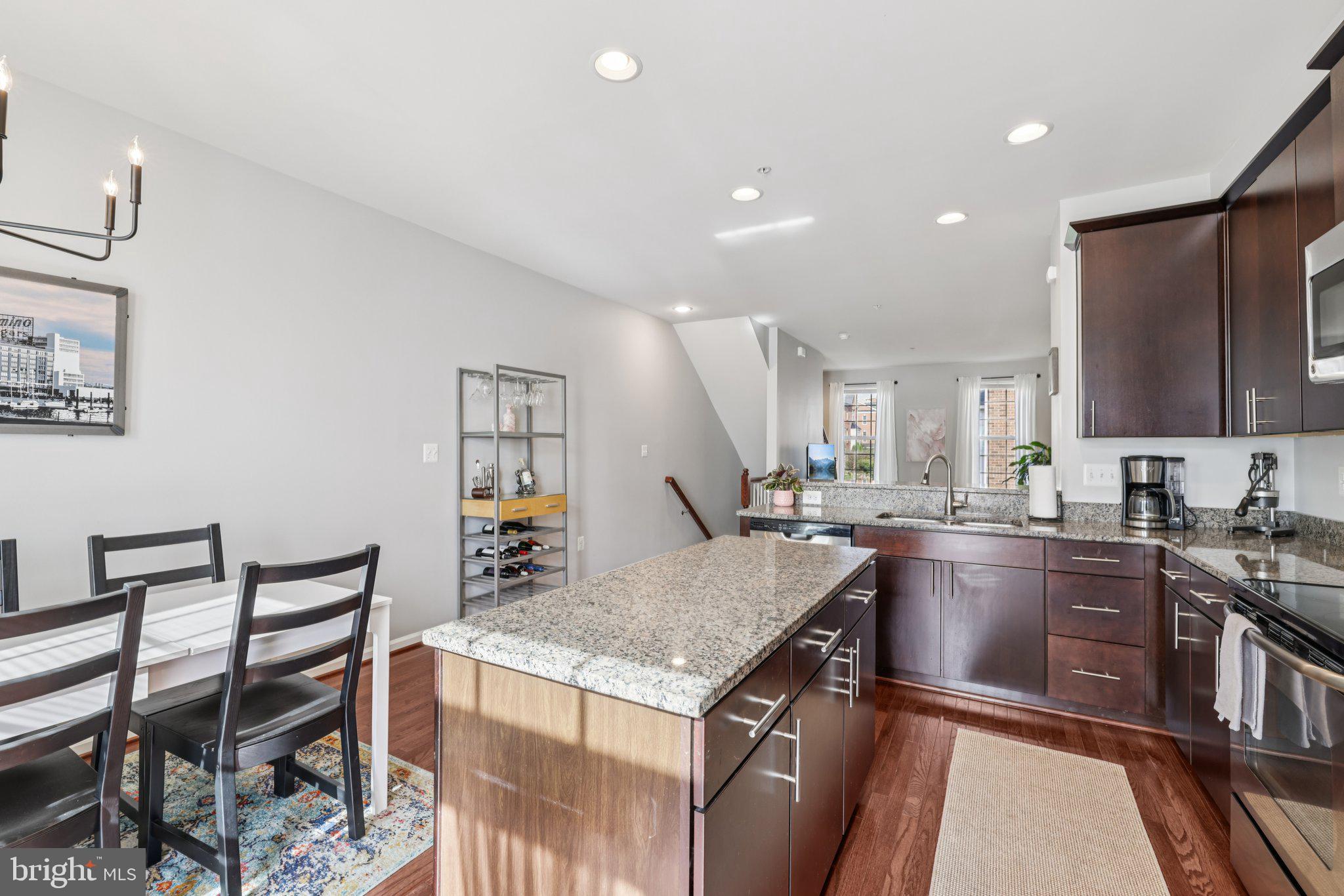 O'DONNELL SQUARE - Residential