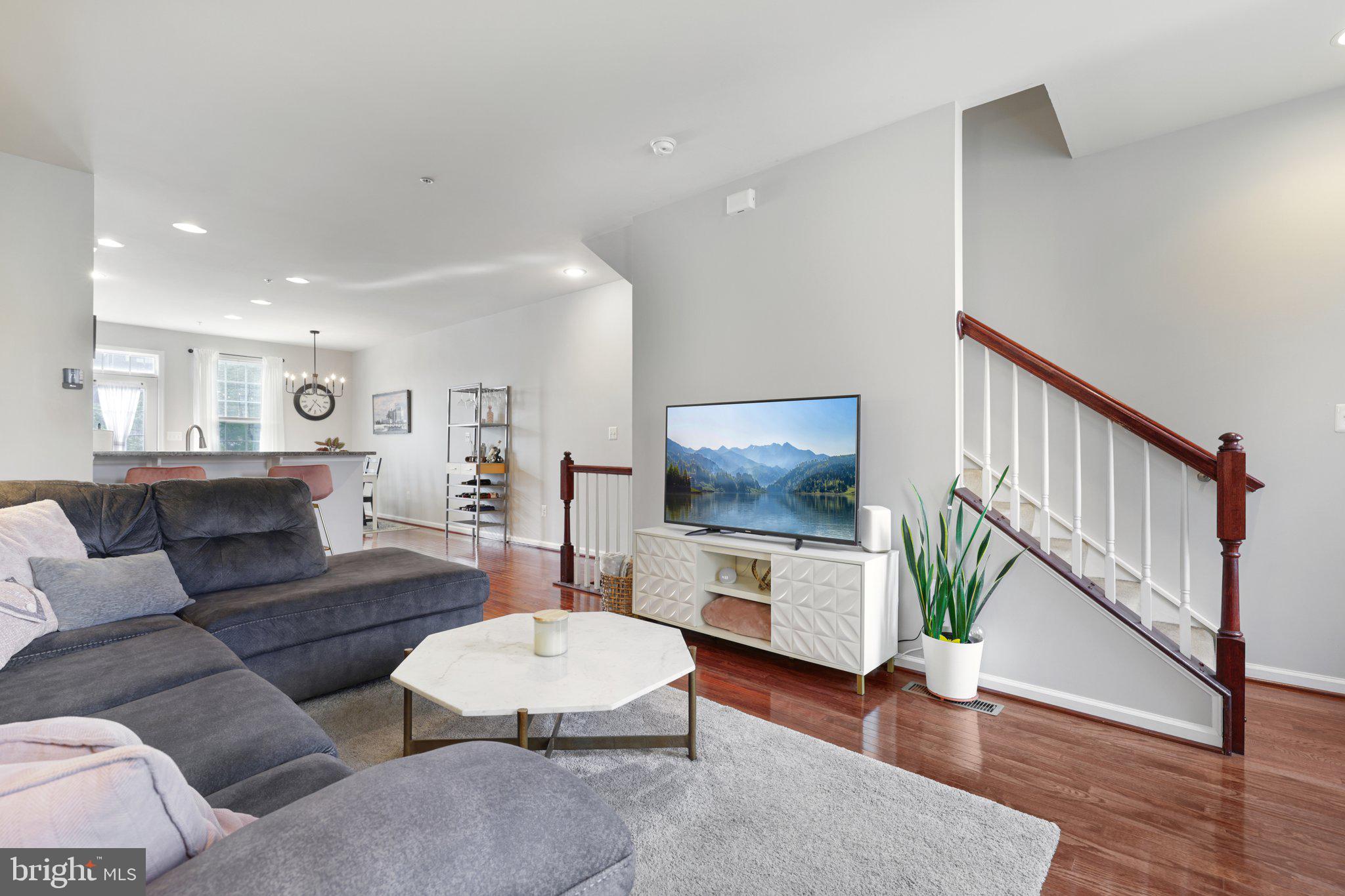 O'DONNELL SQUARE - Residential