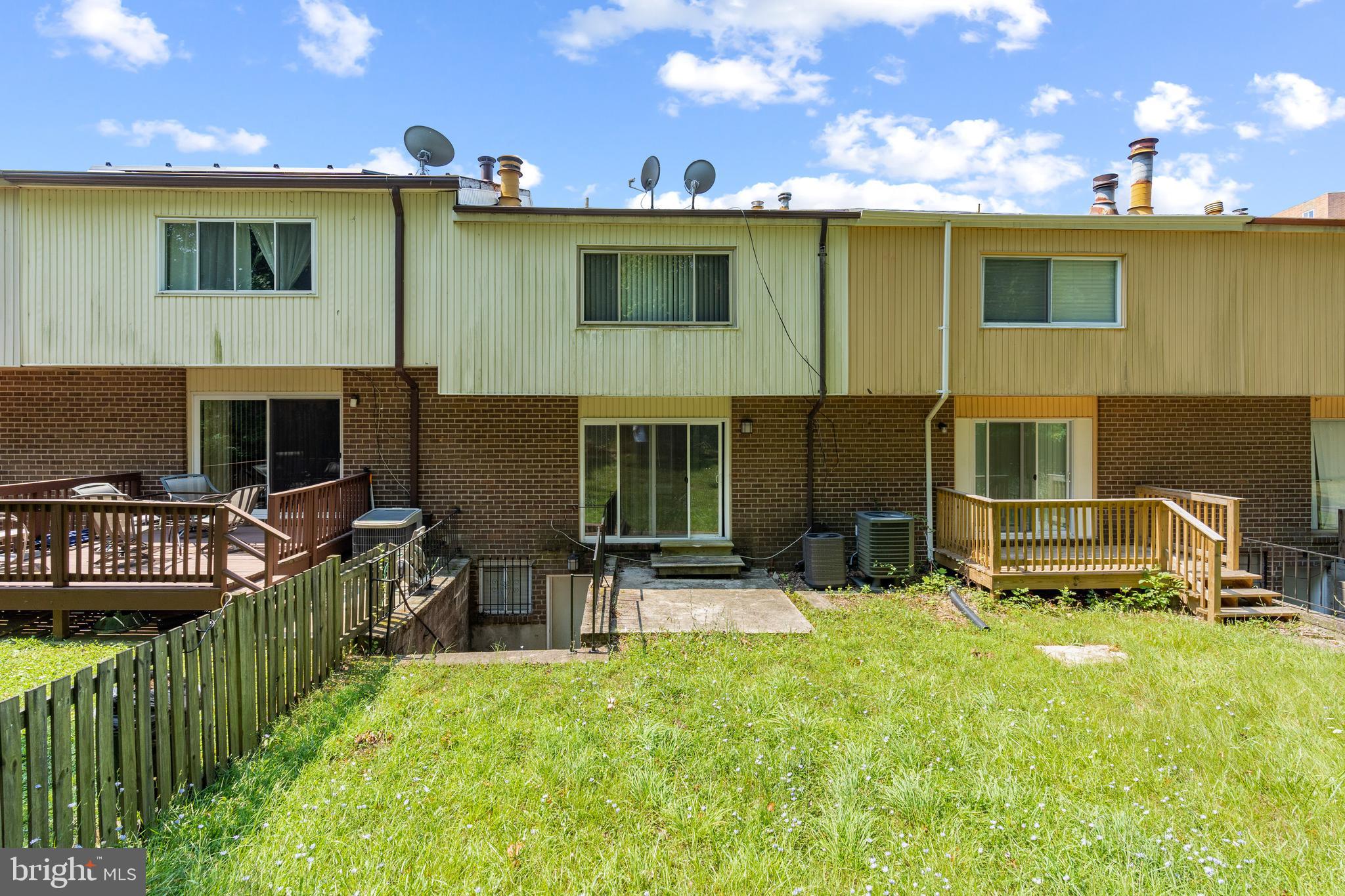 THE CEDARS - Residential