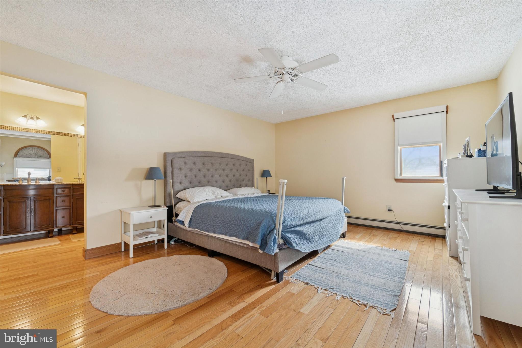 IDLEWOOD - Residential