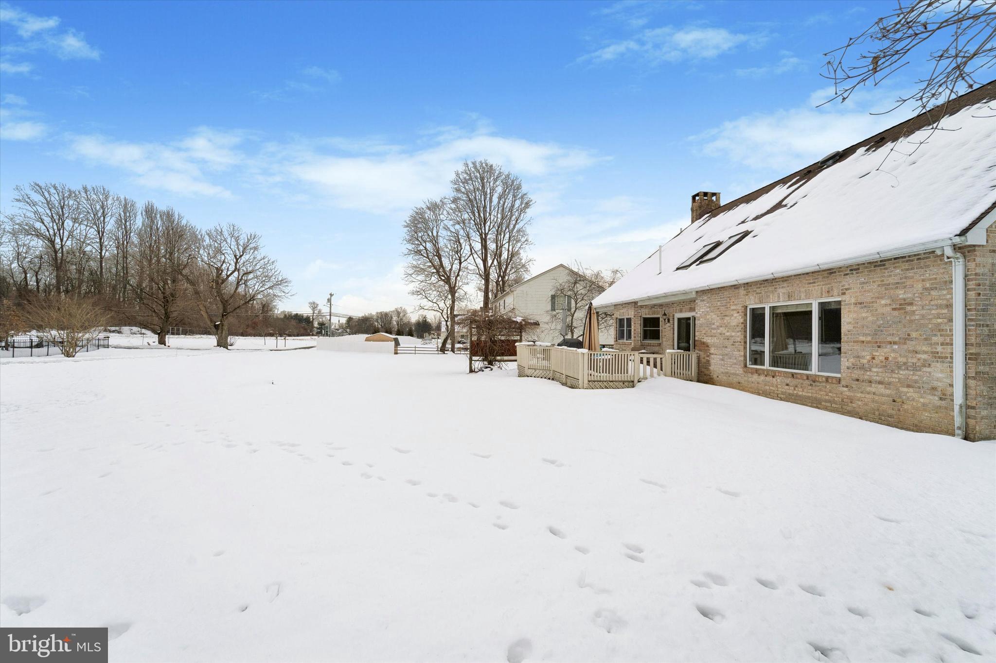 IDLEWOOD - Residential