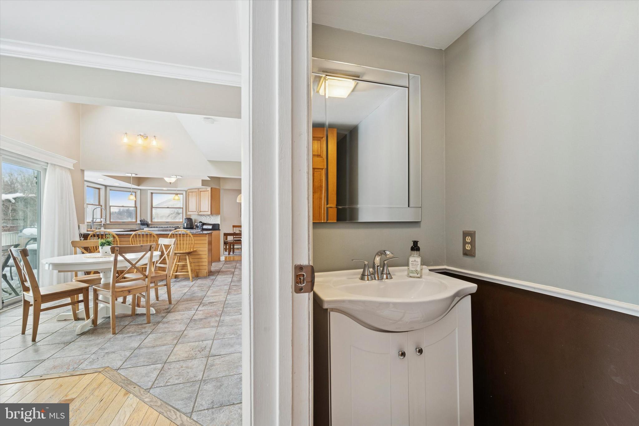 IDLEWOOD - Residential