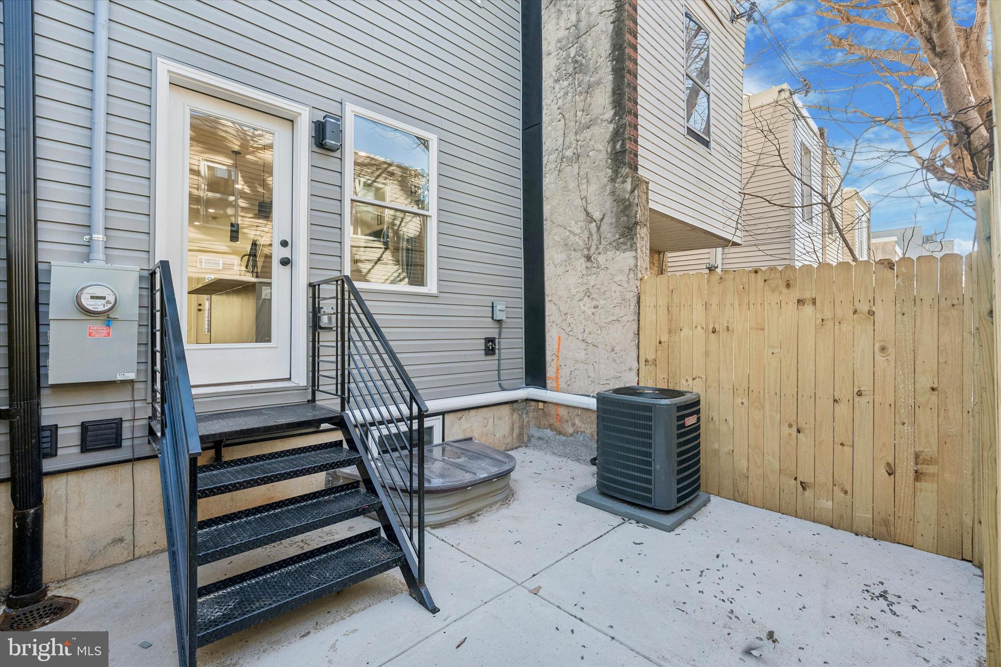POINT BREEZE - Residential
