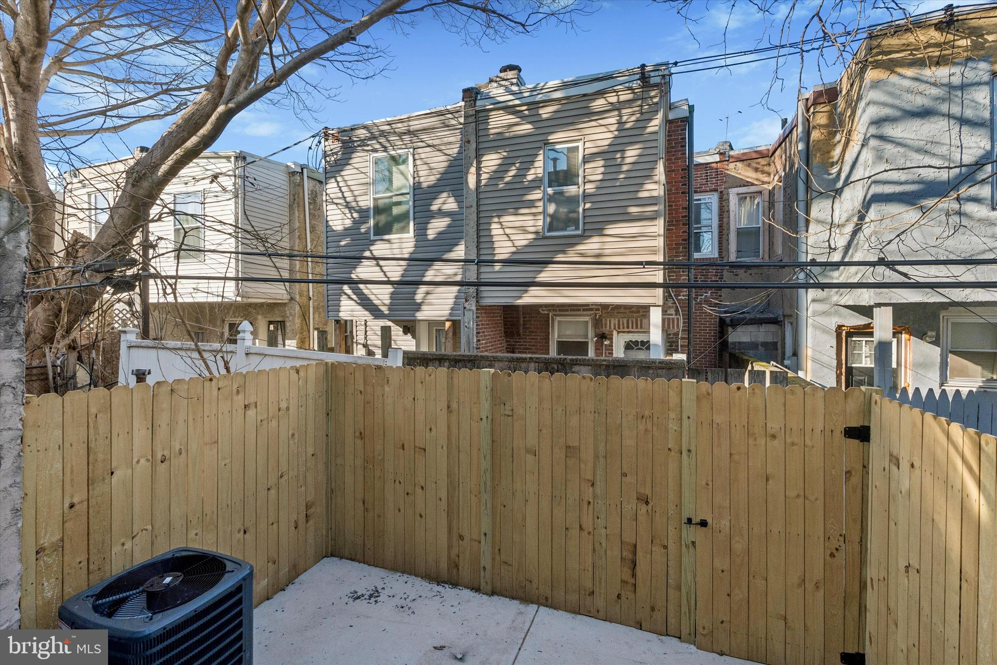 POINT BREEZE - Residential