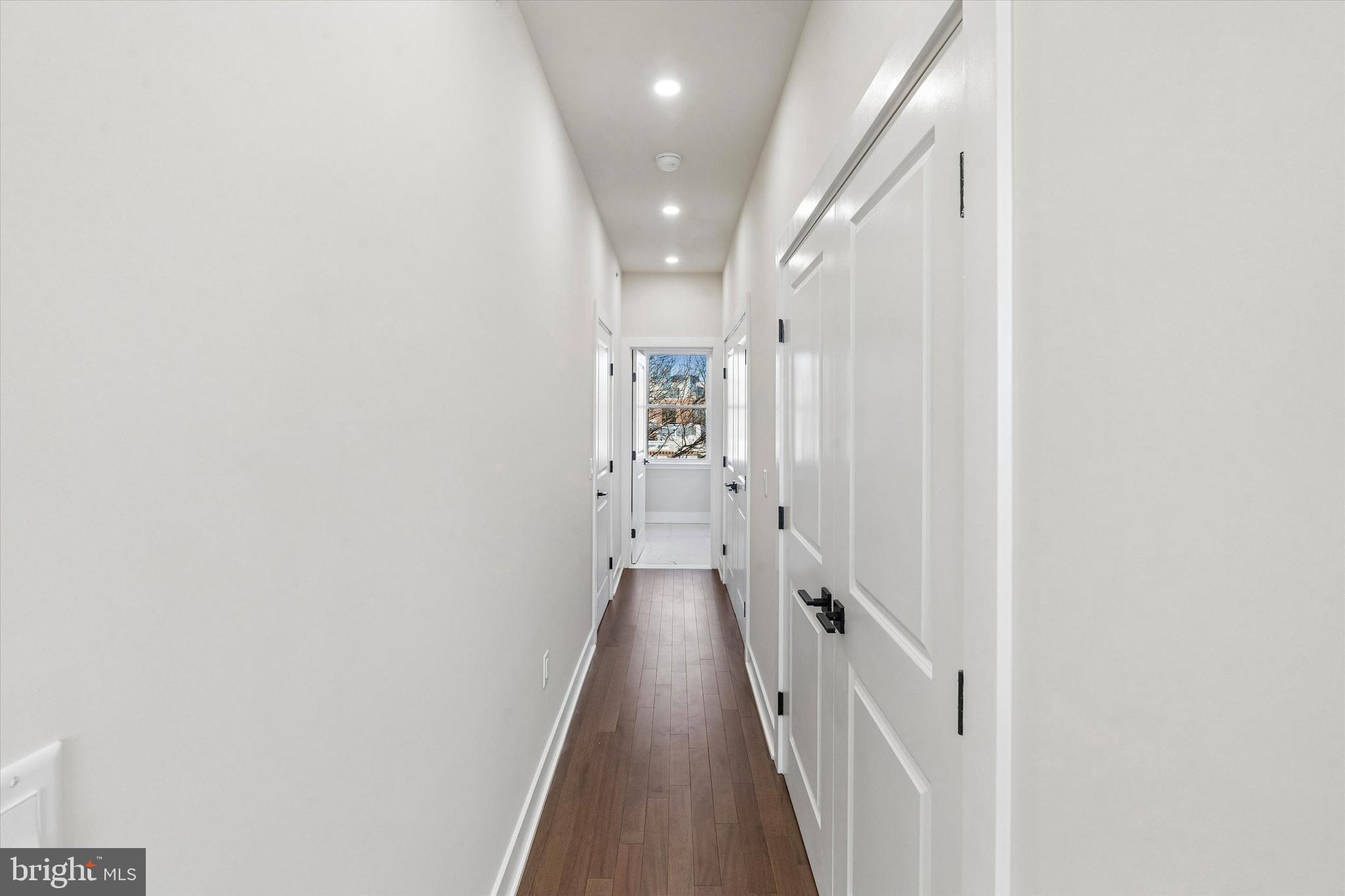 POINT BREEZE - Residential