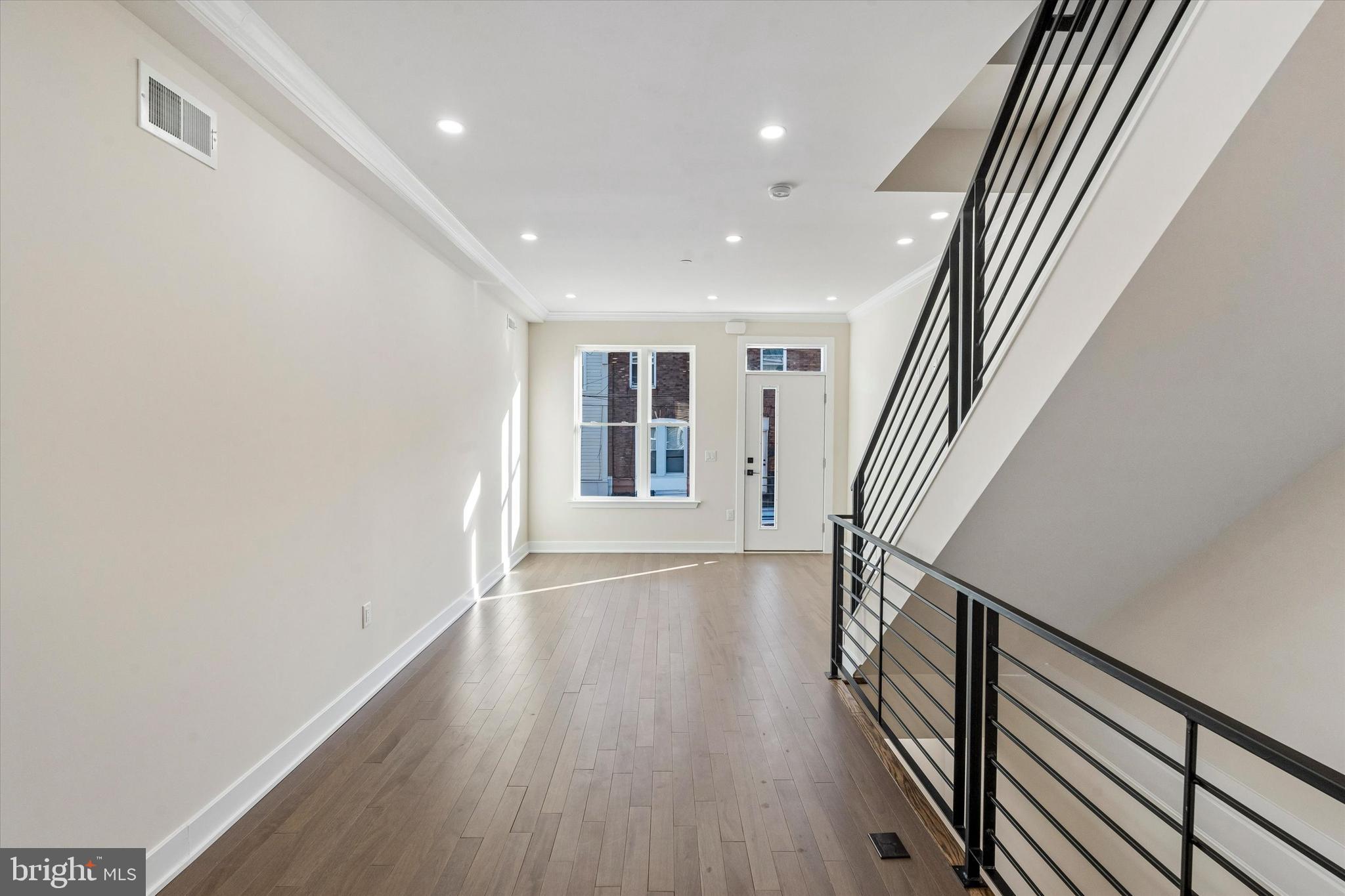 POINT BREEZE - Residential