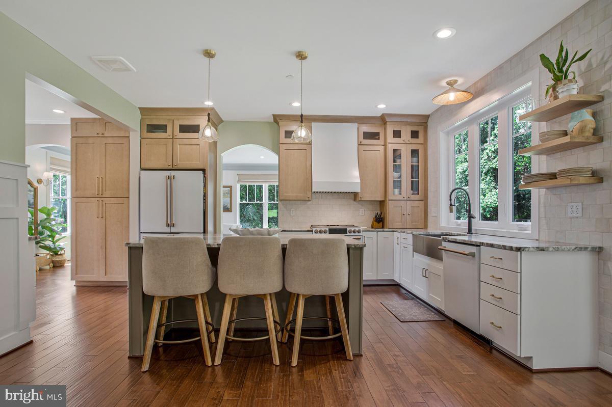 1408 CAPE ST CLAIRE ROAD
