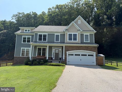 Homes For Sale - 1408 Cape St Claire Road<br/> ANNAPOLIS, MD 21409