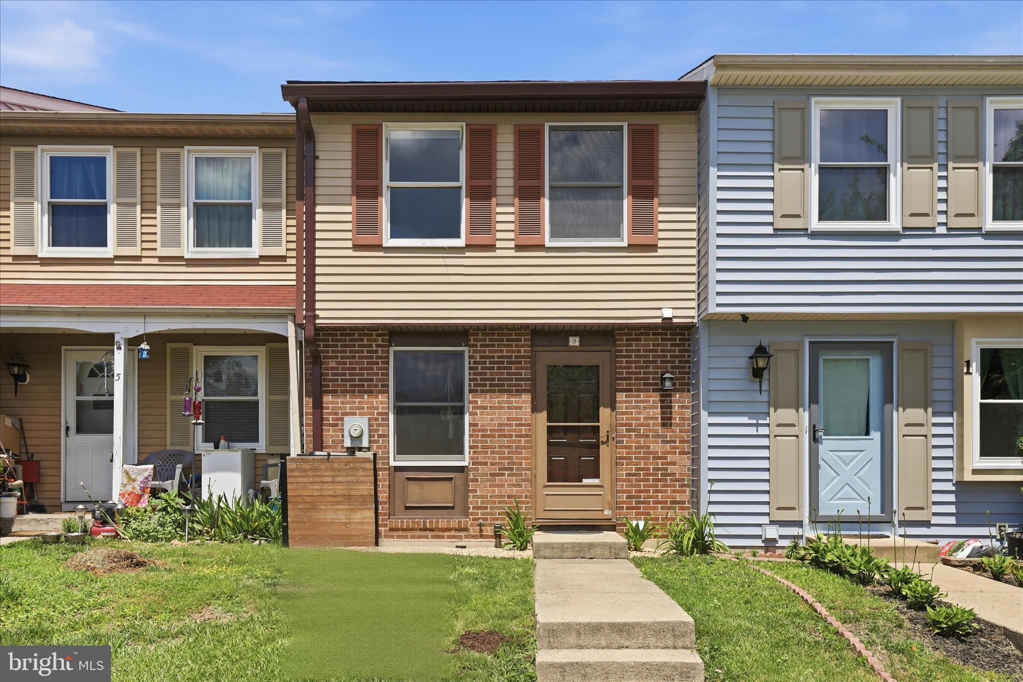 Photo 1 of 36 — 3 VALLEY PARK COURT, DAMASCUS, MD 20872