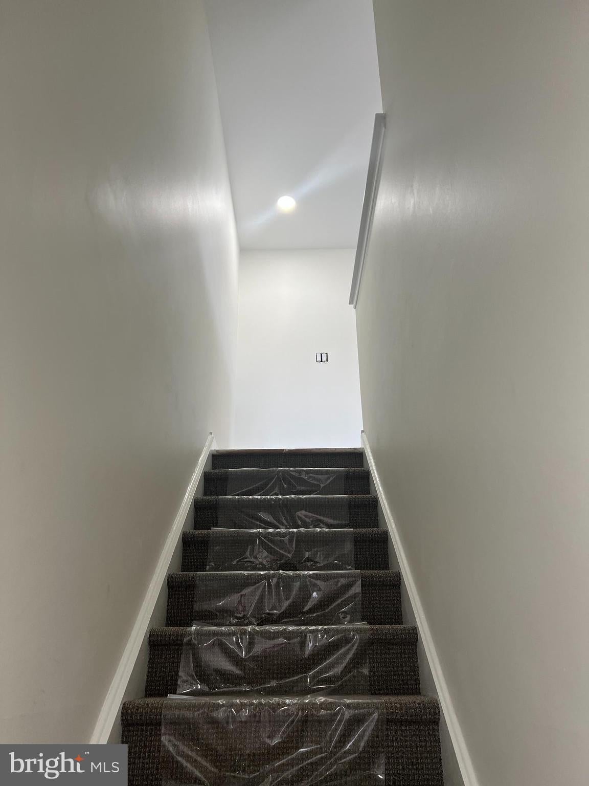 380-B DELANCEY PLACE B
