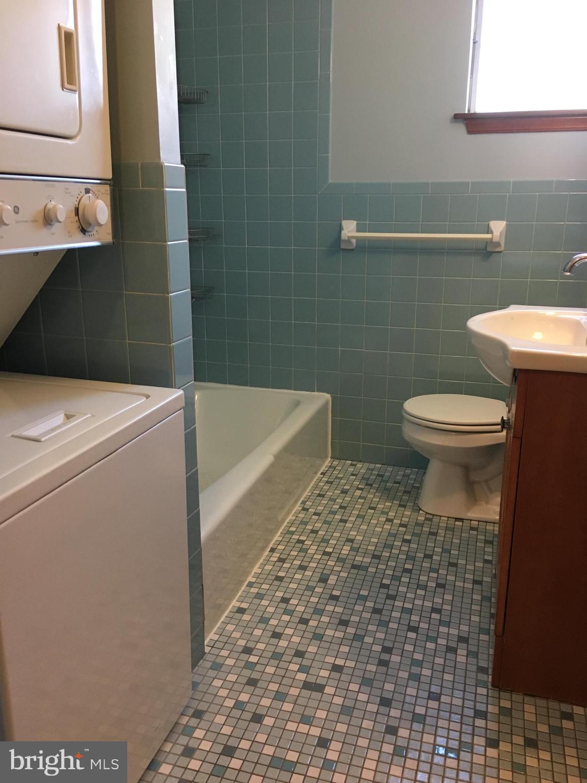 GRADUATE HOSPITAL - Residential Lease