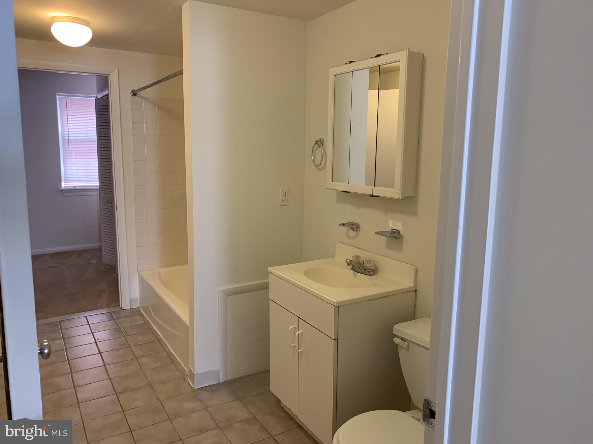 WASHINGTON SQ WEST - Residential Lease