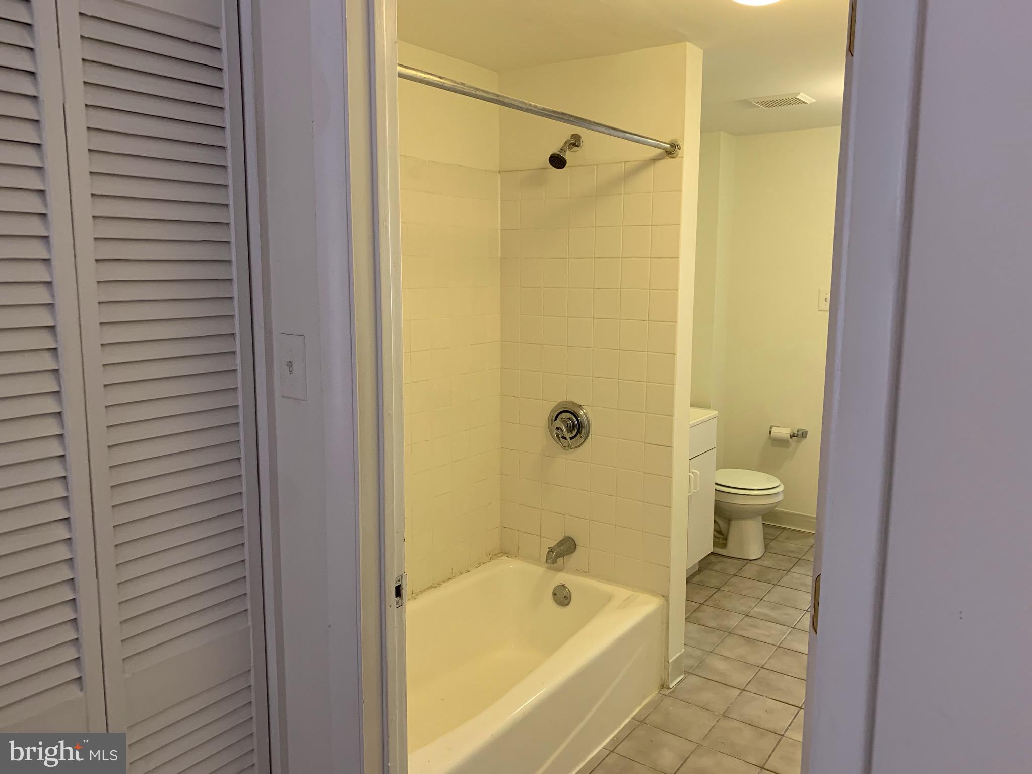 WASHINGTON SQ WEST - Residential Lease