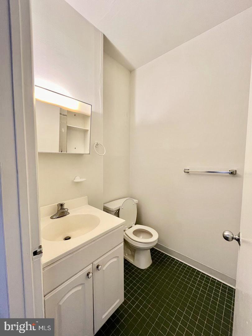 WASHINGTON SQ WEST - Residential Lease