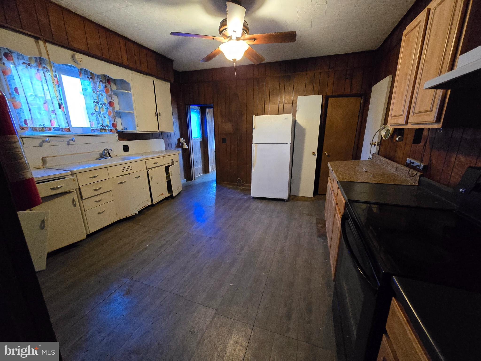 3 STANDARD AVENUE