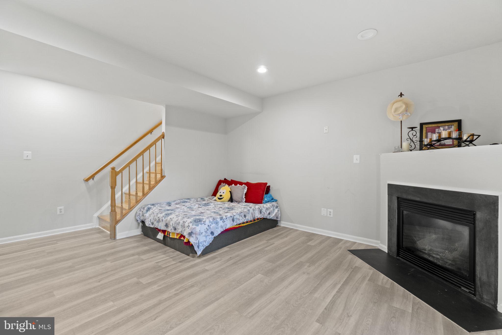 PIEDMONT - Residential