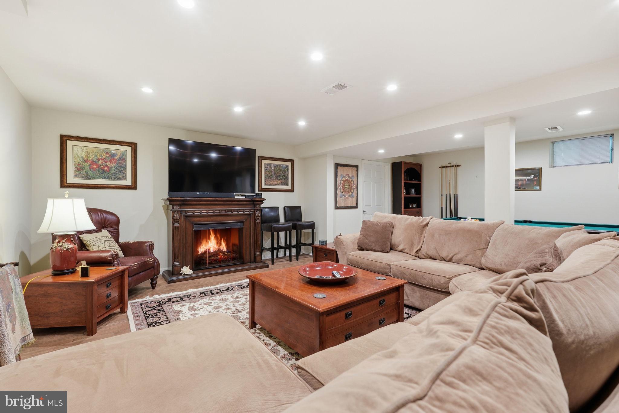 HIGHLANDS OF DARNESTOWN - Residential
