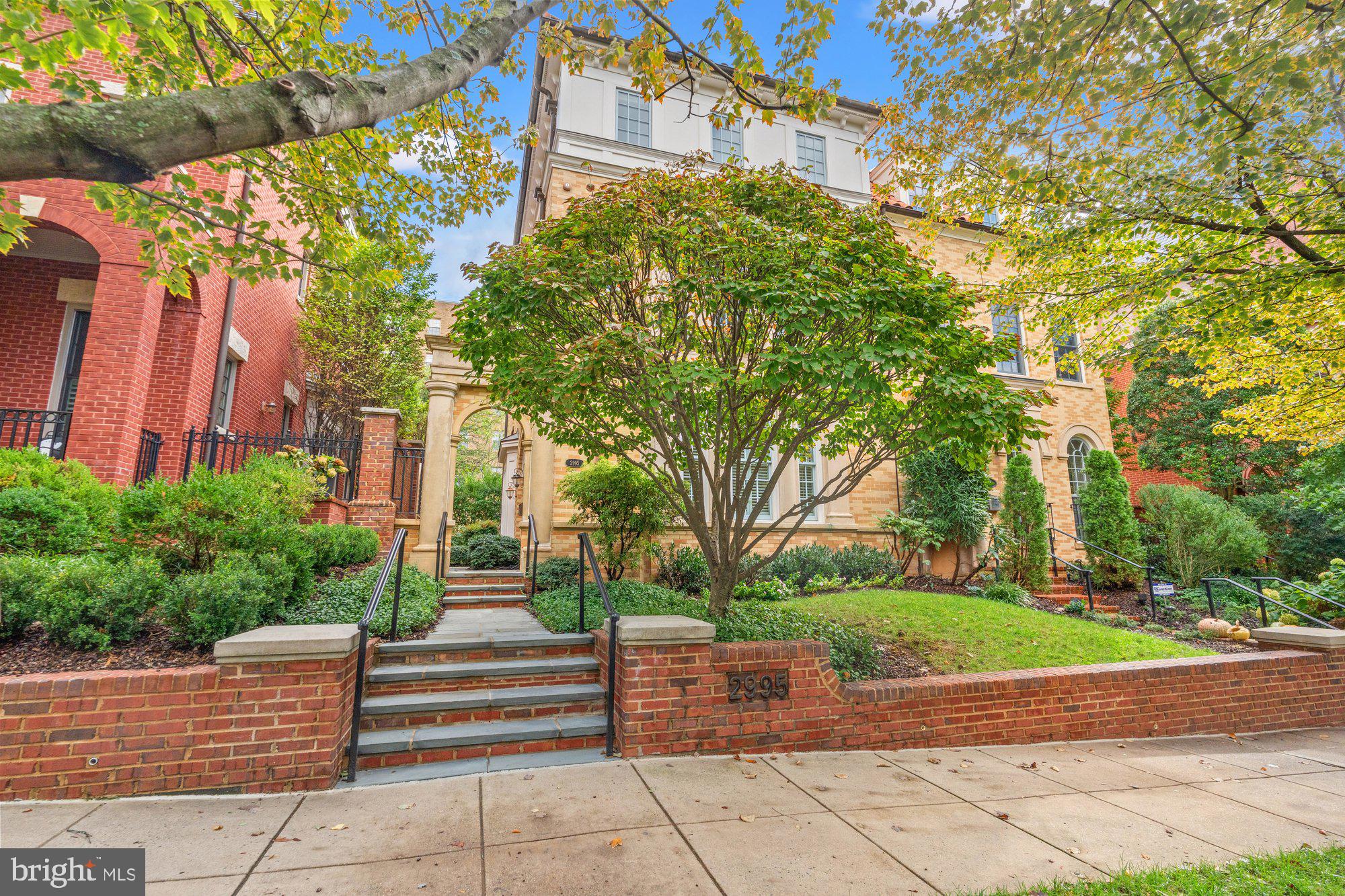 2995 38TH STREET NW