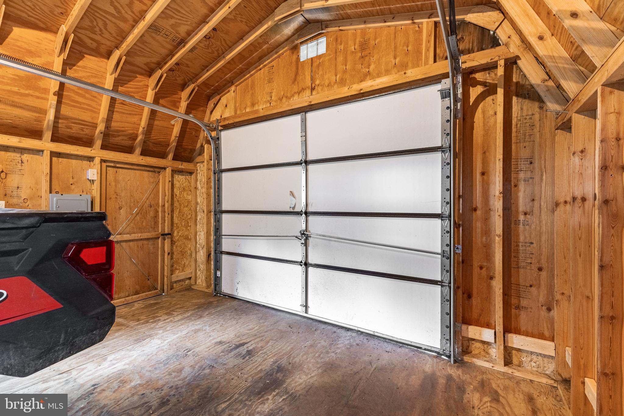 HOWARD - Residential