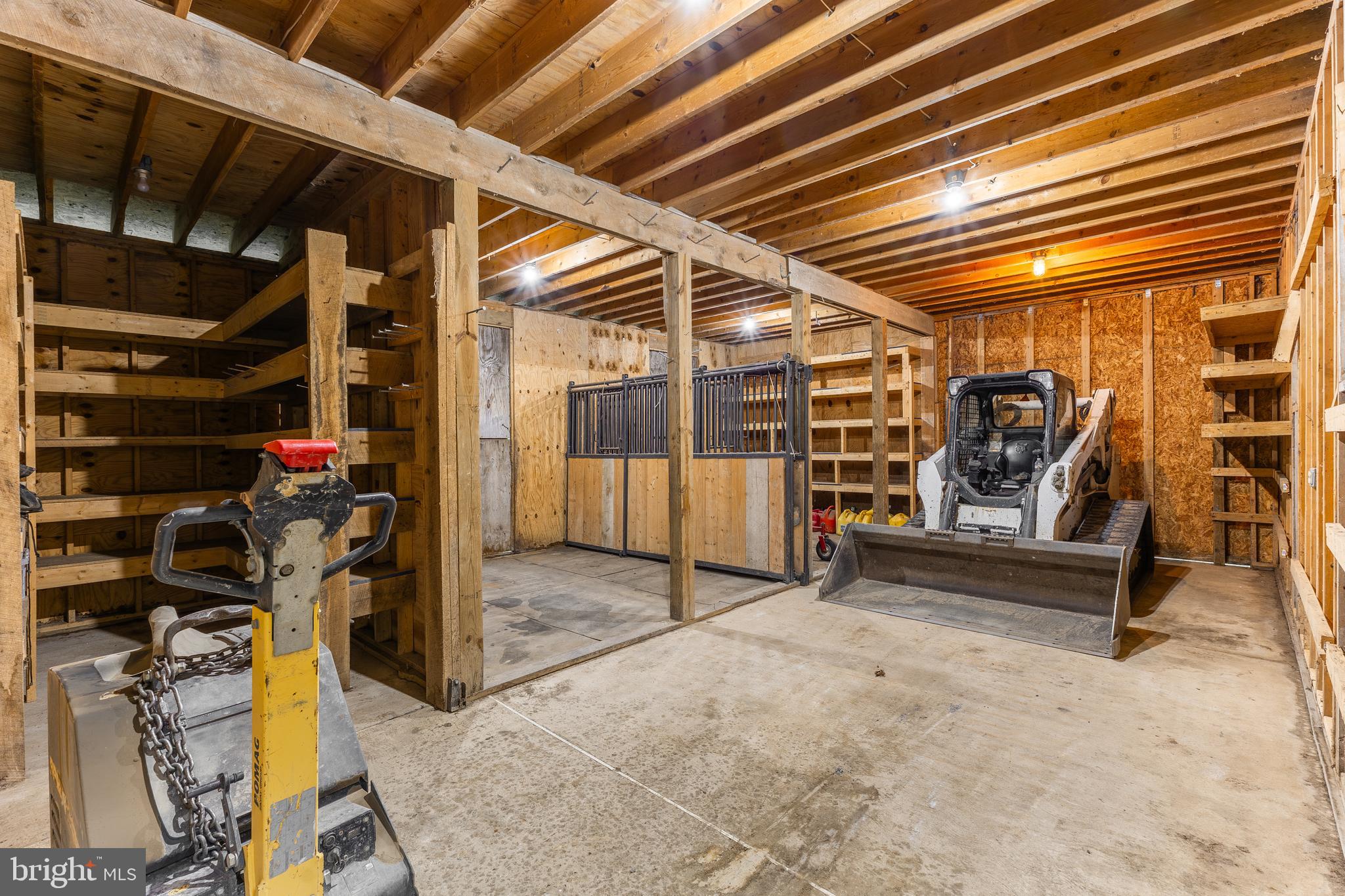 HOWARD - Residential