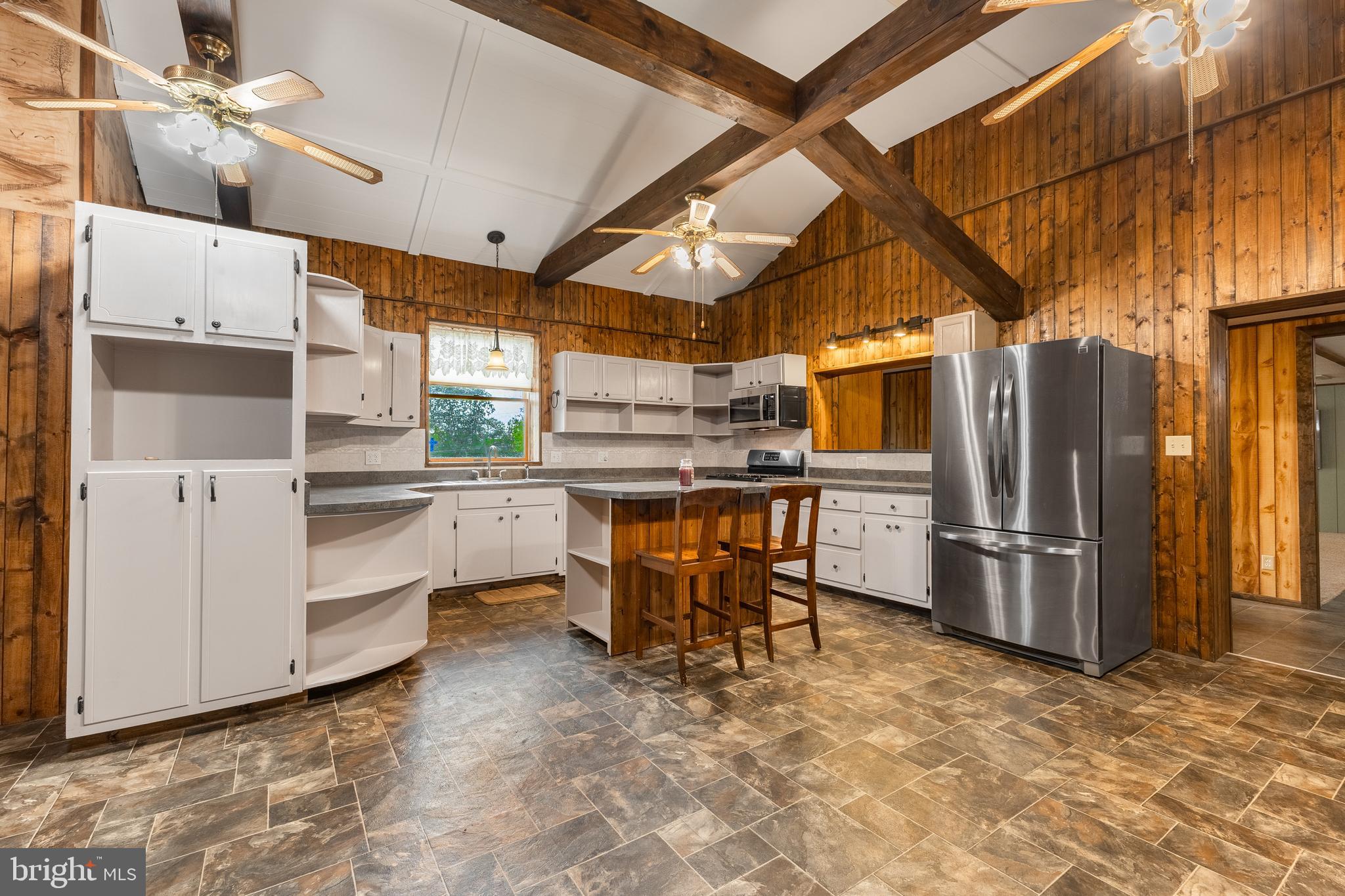 HOWARD - Residential