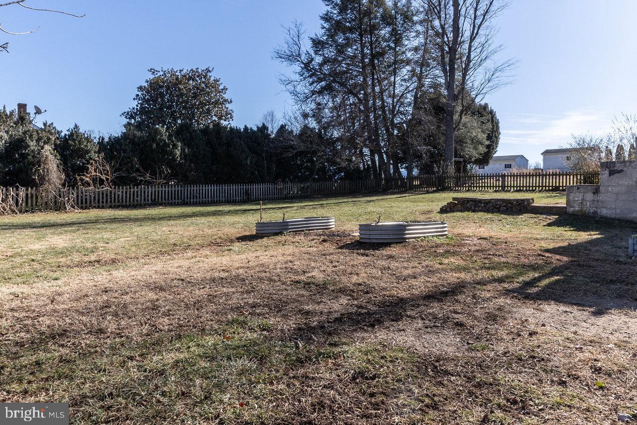 HAWKSBILL HEIGHTS - Residential