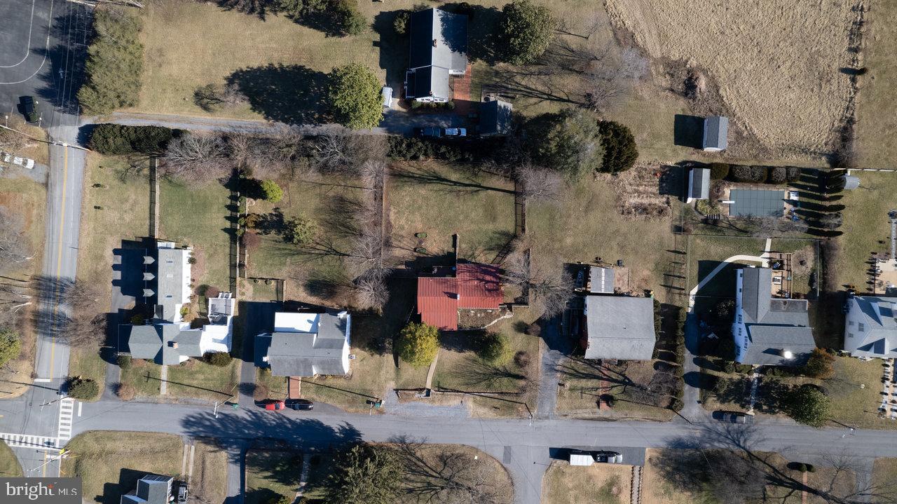 HAWKSBILL HEIGHTS - Residential