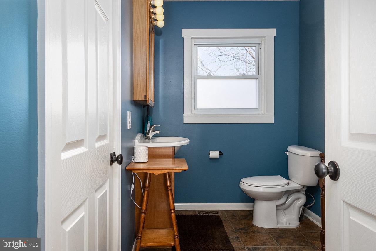 HAWKSBILL HEIGHTS - Residential