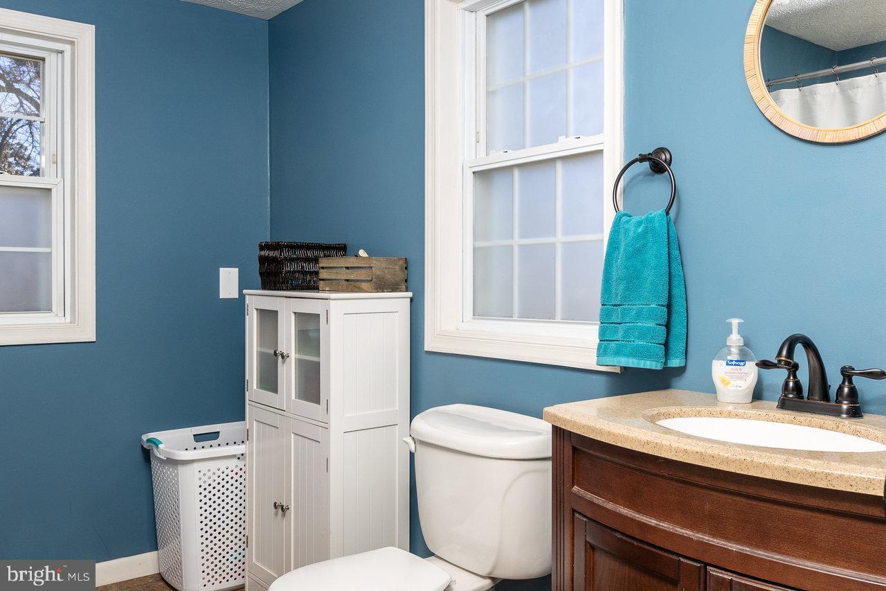 HAWKSBILL HEIGHTS - Residential