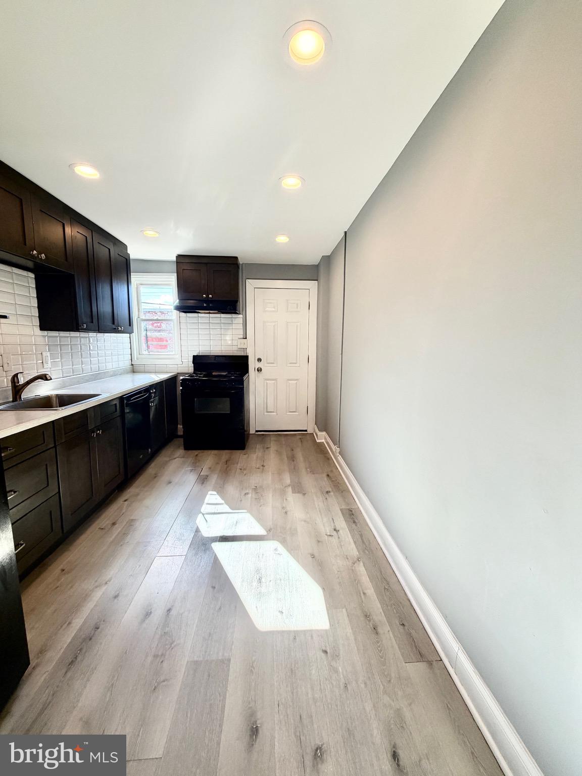 WOODBROOK - Residential