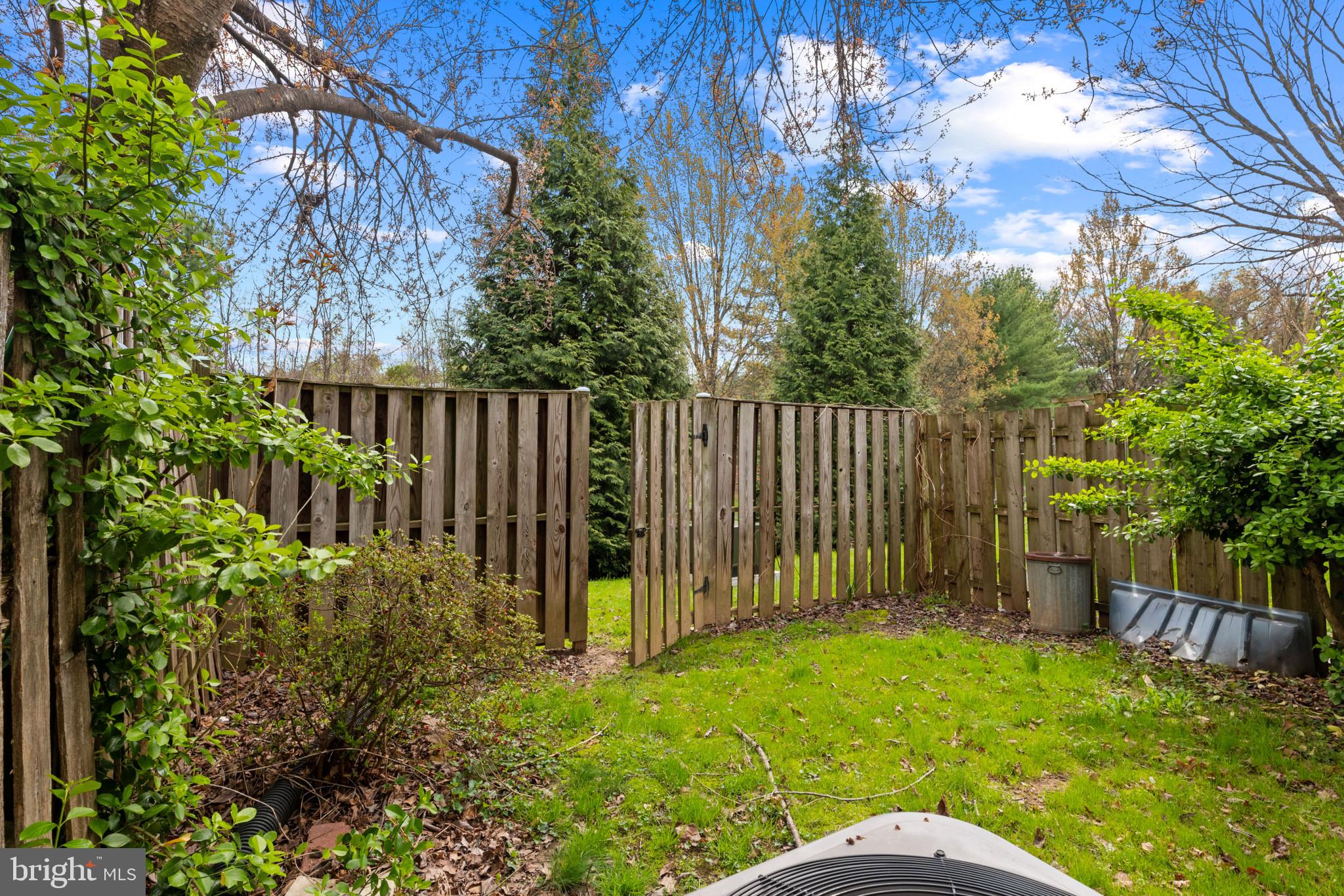 MONTGOMERY VILLAGE - Residential