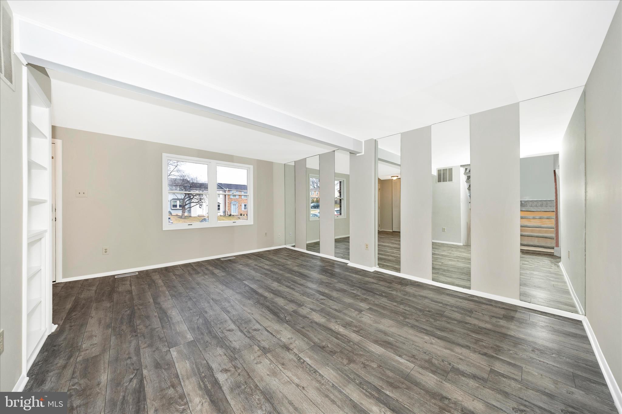 AMBER MEADOWS - Residential