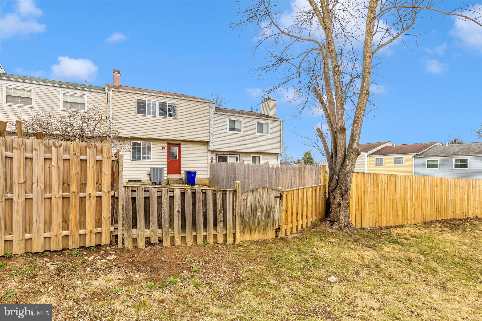 AMBER MEADOWS - Residential