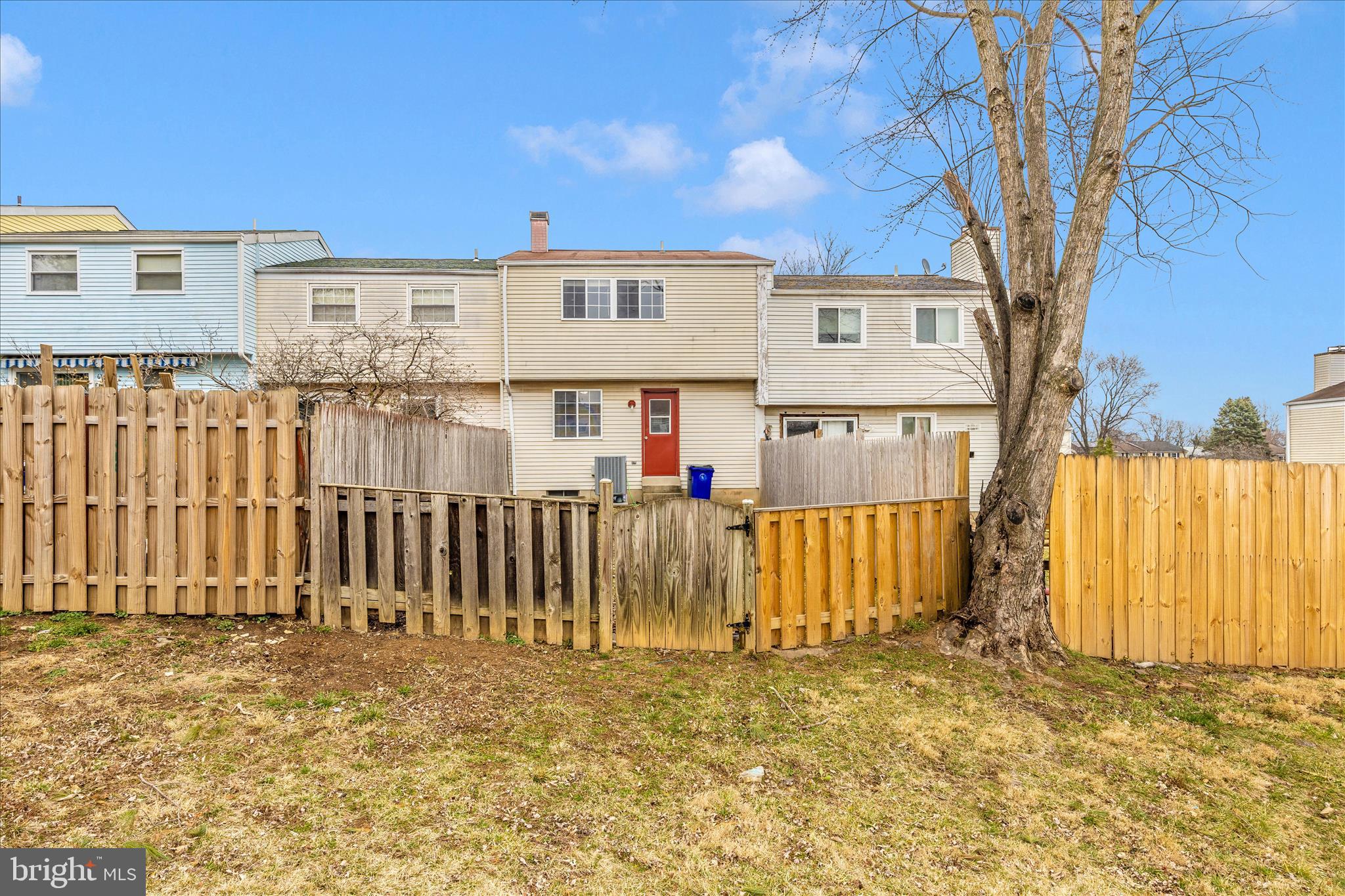 AMBER MEADOWS - Residential