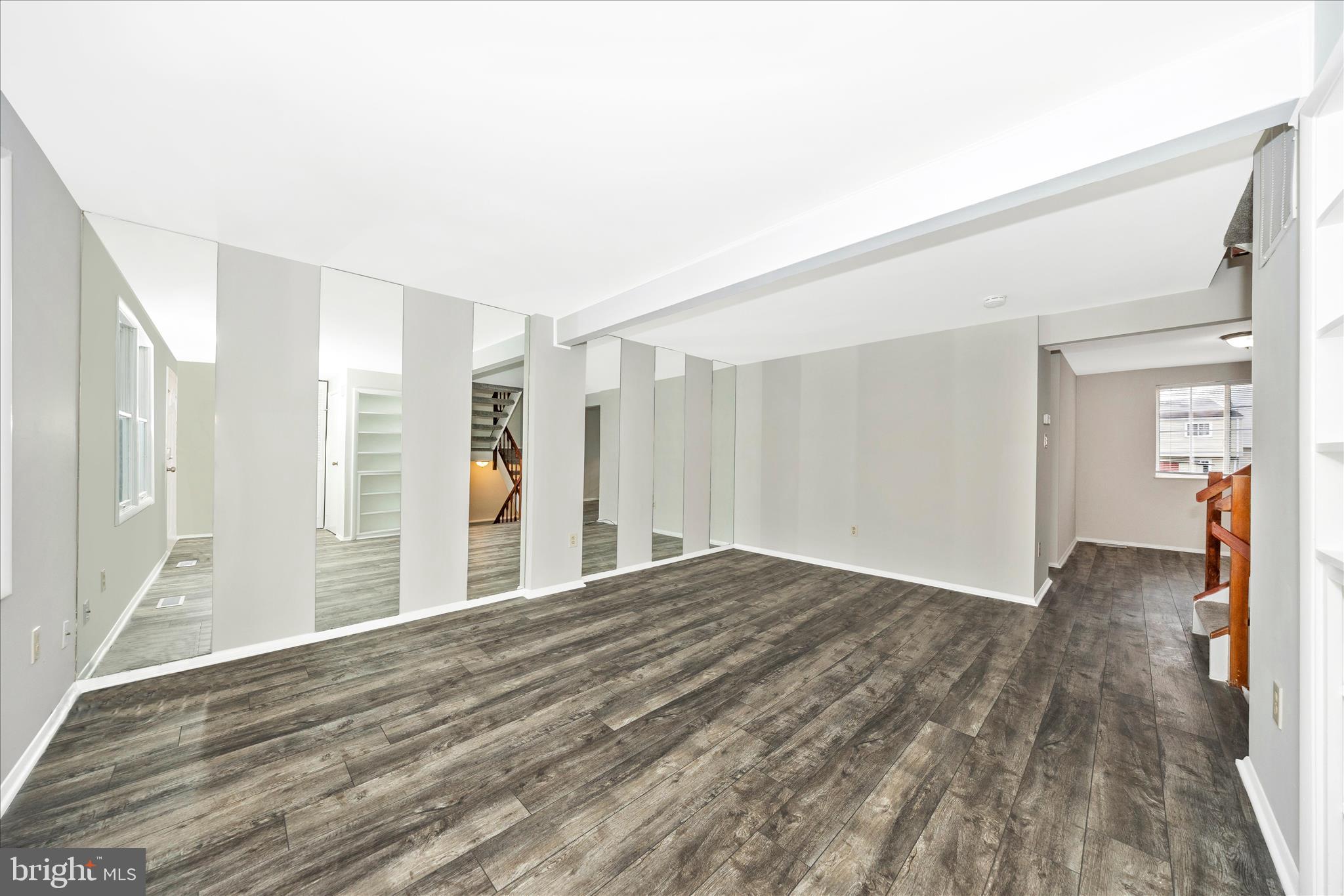 AMBER MEADOWS - Residential