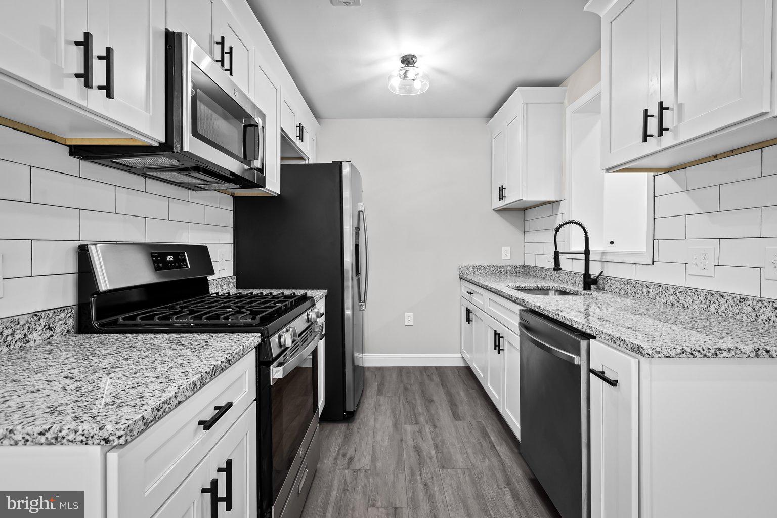 SILVER CREEK - Residential