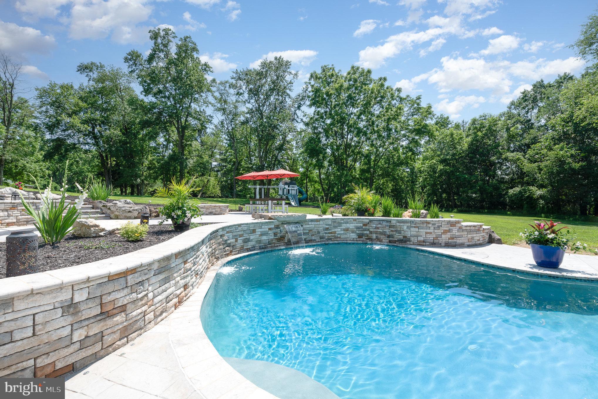 NORRISVILLE - Residential