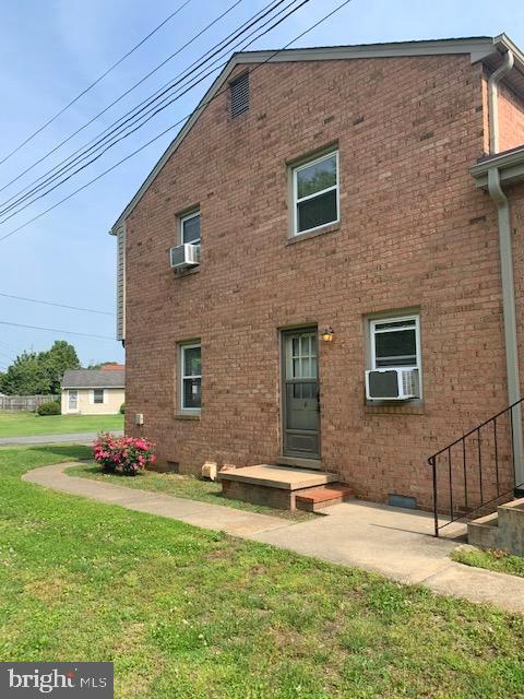 300 CLAIBORNE AVENUE 4