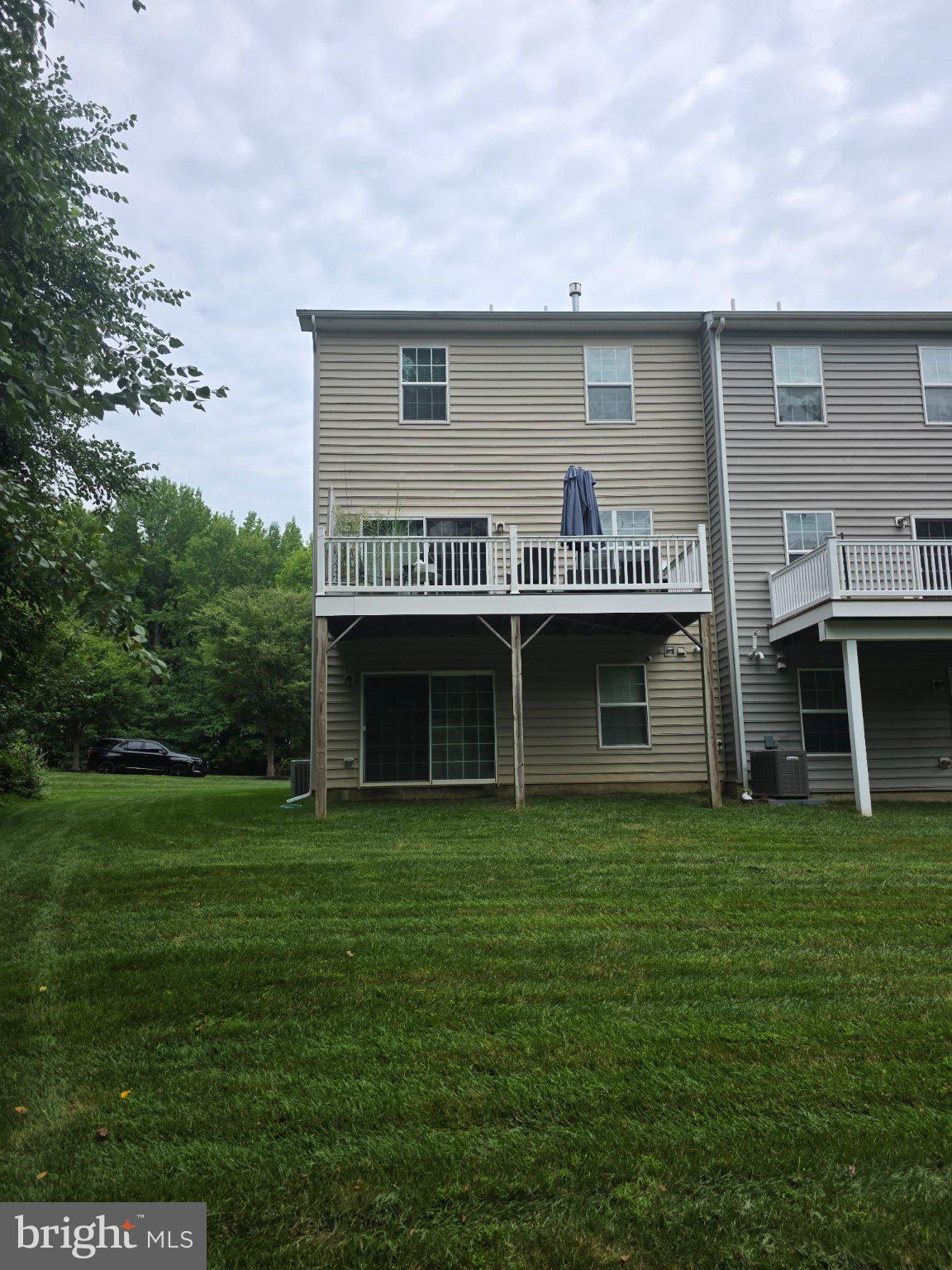 486 JACOBSEN DRIVE