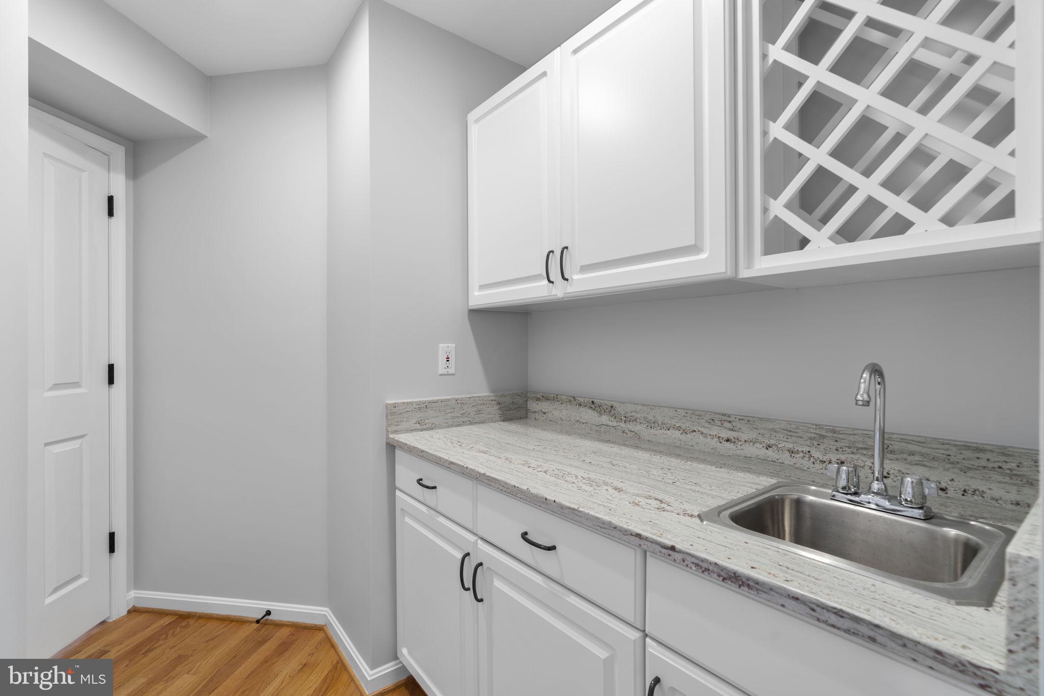 VILLAGE OF HICKORY RIDGE - Residential