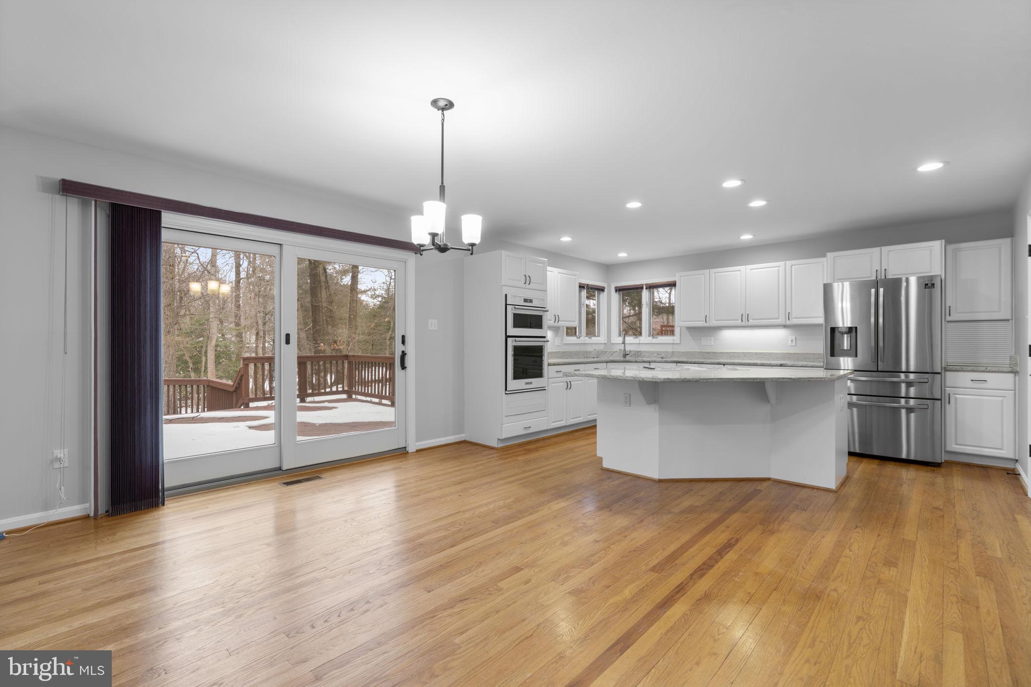 VILLAGE OF HICKORY RIDGE - Residential